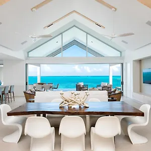 Resort Enclave North Shore, Turtle Cove